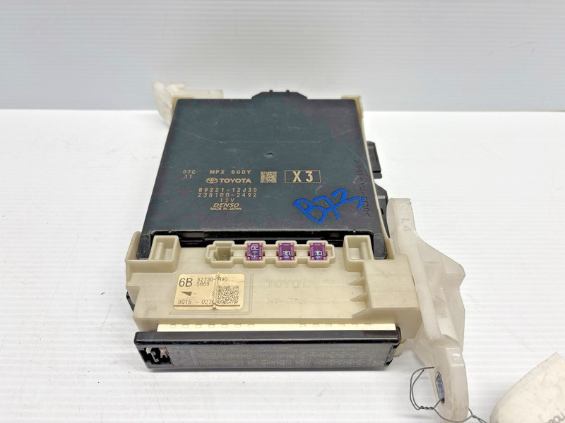 2019 - 2021 TOYOTA COROLLA MULTIPLEX NETWORK CONTROL MODULE UNIT OEM 8922112J30
