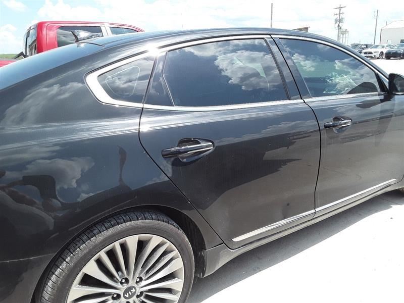 Passenger Rear Side Door With Rear Window Sunshade Fits 17-18 CADENZA 2775233