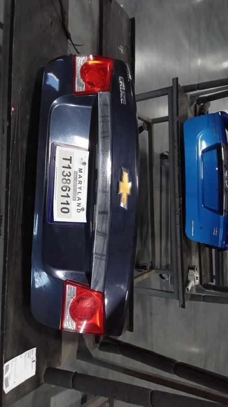 2015 Chevrolet Cruze Deck Lid Trunk Lid Blue OEM 95213160 108K Miles
