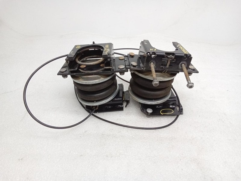 2016 Dodge Ram 1500 Rear Suspension Air Lift Load Leveling Kit Set of 2