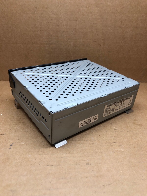 2006 AUDI A6 Receiver and Control Unit for Radio 4F0035541L OEM A20