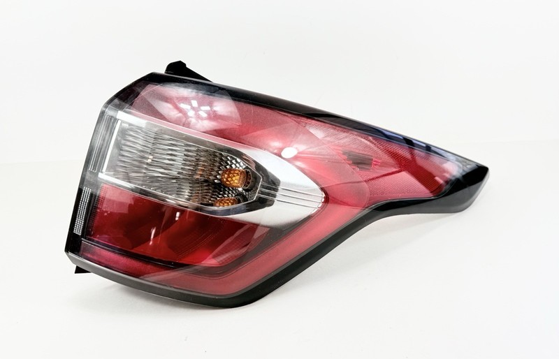 2017-2019 Ford Escape Right Passenger RH Inner Tail Light Lamp Trunk Mounted OEM