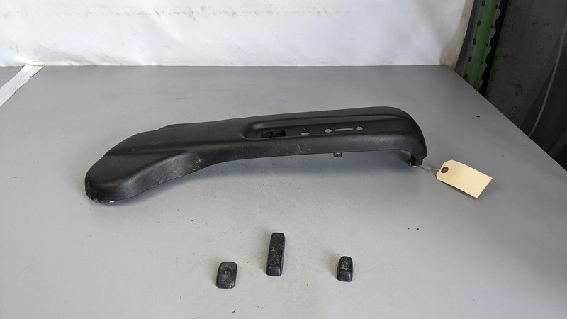 Front Left Seat Outer Side Cover 2020 Honda Passport 81638-TG7-A51ZB 2019