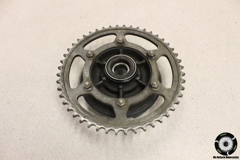 1993 Kawasaki Ninja ZX6 ZX600D REAR BACK SPROCKET DRIVE HUB ZX 6 ZZR 93