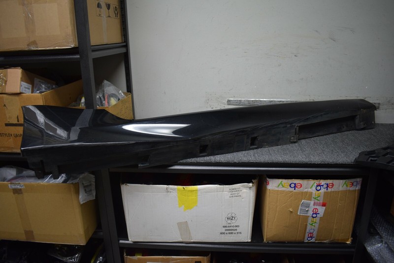 2016 NISSAN 370Z RIGHT SIDE ROCKER PANEL FACTORY OEM LOCAL PICKUP