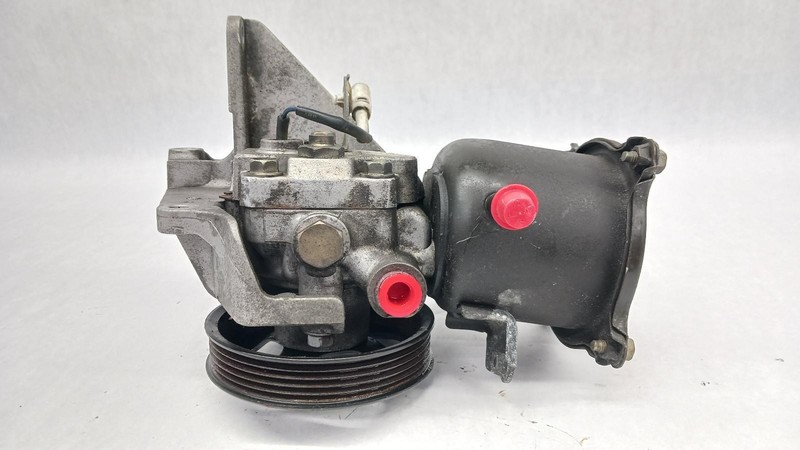 99-'02 SUBARU FORESTER Steering Pump 65k miles OEM 1 Year Warranty!