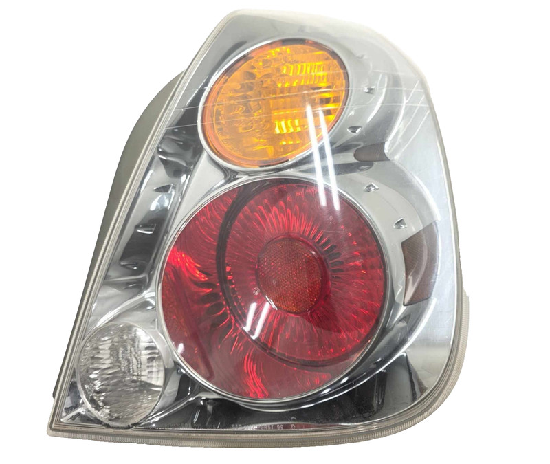 Nissan Altima RH Passenger Quarter Panel Tail Light Assembly 2004 P/N 265508J025