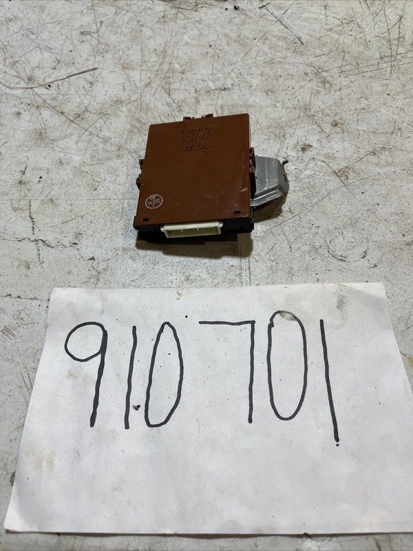 2001-2007 TOYOTA HIGHLANDER NETWORK GATEWAY CONTROL ECM