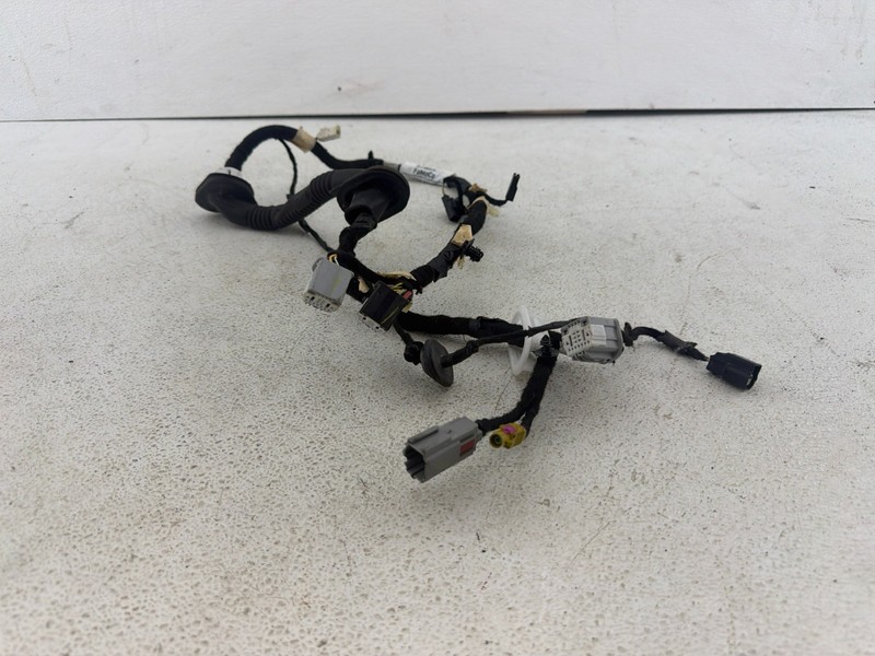 2020-2021 FORD ESCAPE REAR TAILGATE LIFTGATE RIGHT SIDE WIRE WIRING HARNESS OEM
