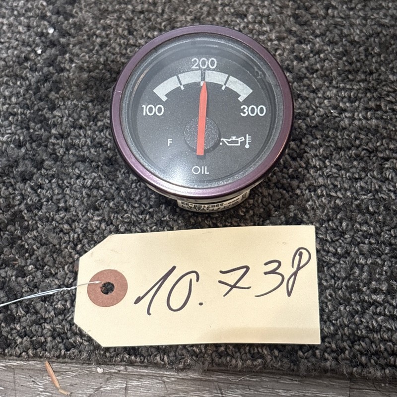 Freightliner Century oil TEMP Gauge 2246517000 Broken
