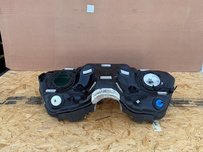 FORD MUSTANG GT 2015-2023 OEM GAS FUEL TANK ASSEMBLY