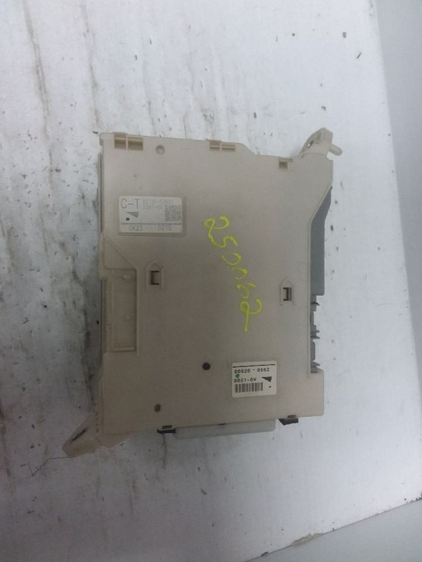 Power Junction Fuse Relay Box 2011 Lexus IS250 82730-53B51
