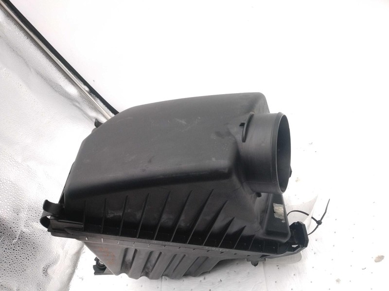 2016 KIA Sportage Air Cleaner Assembly OEM 281103W500 Used 91K Miles Black
