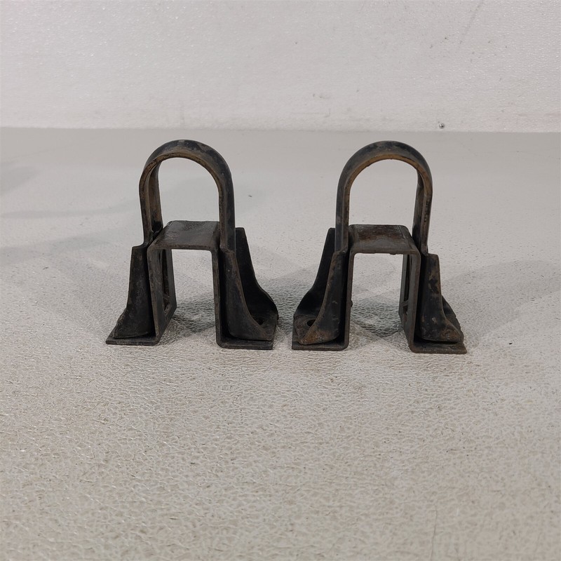 99-04 Mustang Front Sway Bar Mount Brackets Pair Aa7364