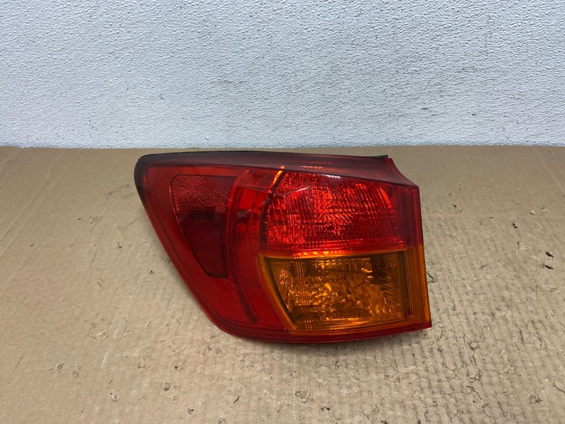 2009 - 2010 Lexus Is250 Is350 Left Driver LH Side Tail Light Oem AC4018 LK