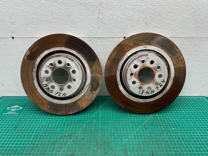 14-24 MASERATI GHIBLI - FRONT LEFT & RIGHT BRAKE DISC ROTOR PAIR OEM