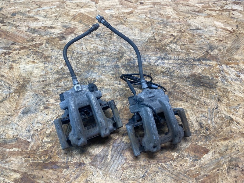 12-21 BMW F30 F32 F36 2/3/4 Series 2.0L Rear Brake Caliper Housing Shoe Set OEM✅