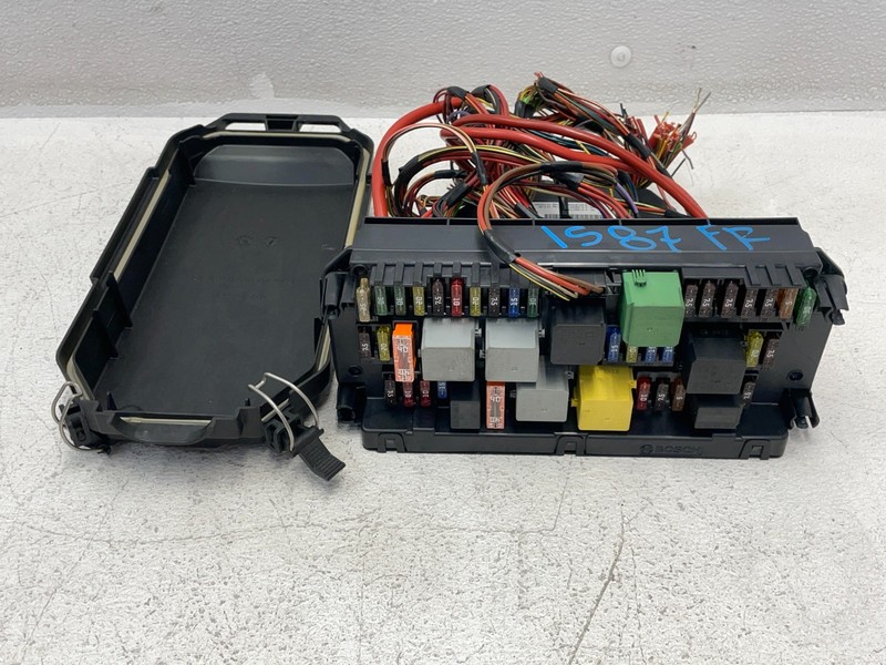 2013-2016 Mercedes SL550 SL400 R231 Junction Fuse Relay Box Block Unit 1587 OEM