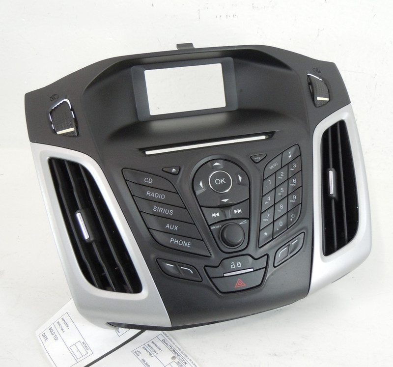 2012 2013 Ford Focus AM FM Sync Satellite Radio Control Panel W/ Air Vents OEM