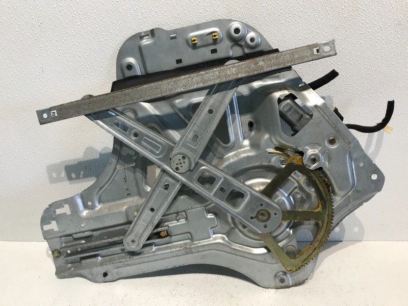 06-10 Kia Sedona Window Regulator Motor Right Pass Front Door Power 82460-4D000