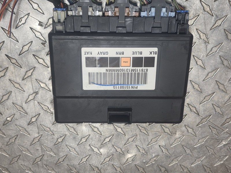 03-07 Chevy Silverado/GMC Sierra BODY CONTROL MODULE BCU/BCM 15198115 OEM
