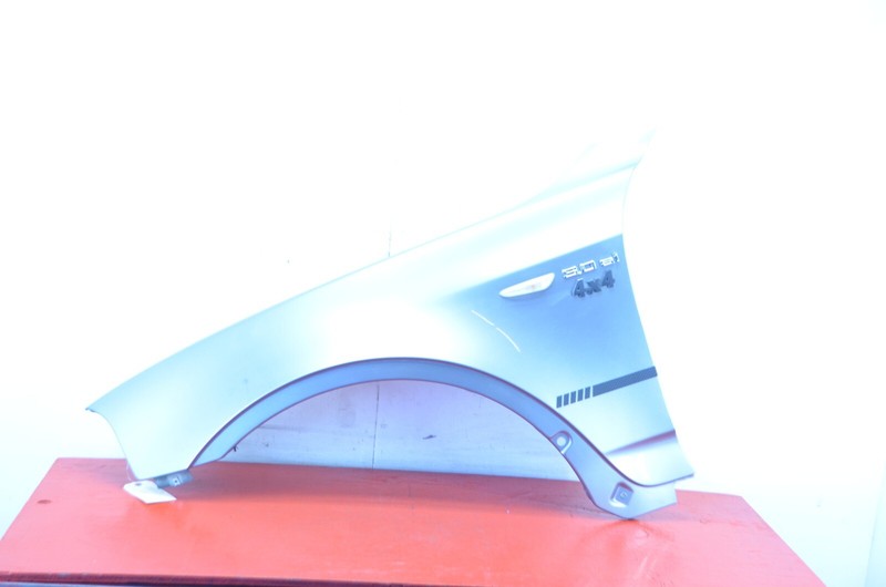 04-10 BMW E83 X3 FRONT LEFT DRIVER SIDE FENDER SILVER OEM