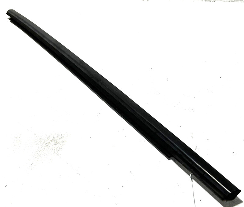 REAR LEFT DRIVER SIDE DOOR WINDOW BELT MOLDING OEM 2018-2020 ACURA TLX A-SPEC