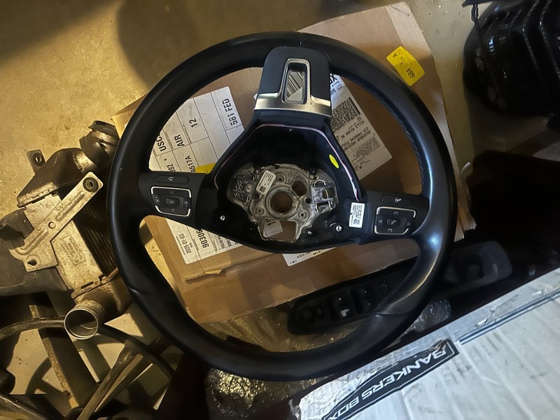 12-15 VOLKSWAGEN PASSAT OEM BLACK STEERING WHEEL - SUPER NICE
