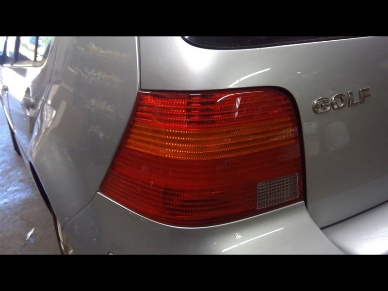 Driver Tail Light VIN J 8th Digit Includes City Fits 99-07 GOLF 1685204