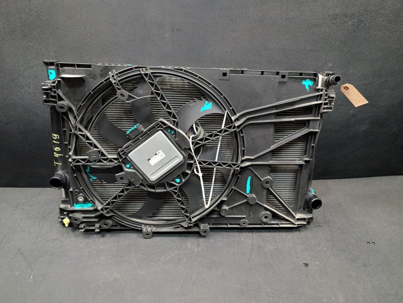 Radiator & A/C Condenser & Cooling Fan 2021 Toyota RAV4 16360-0P170 2019 2020