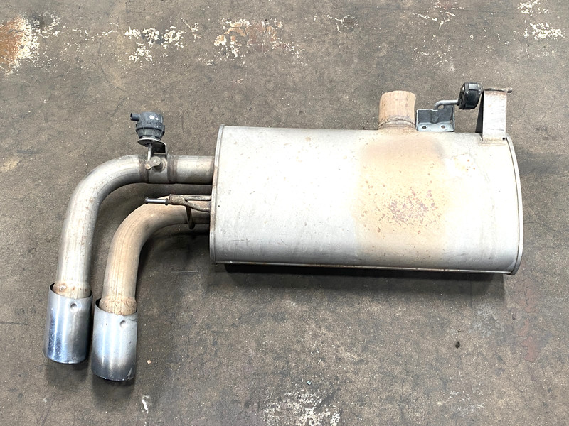 11-14 BMW X3 F25 XDRIVE35I EXHAUST PIPE MUFFLER OEM A0.63