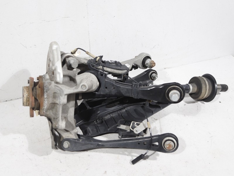 16-19 BMW G12 750i Rear Right Suspension Knuckle Wheel Hub Spindle Axle Arms 66K