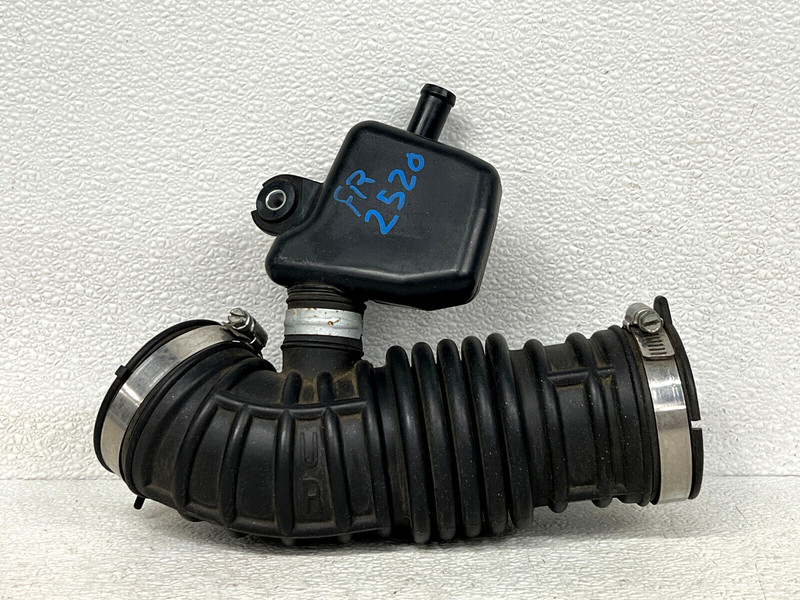 ⭐2009-2012 INFINITI FX35 3.5L FRONT RIGHT AIR INTAKE HOSE TUBE CLEANER LOT2520