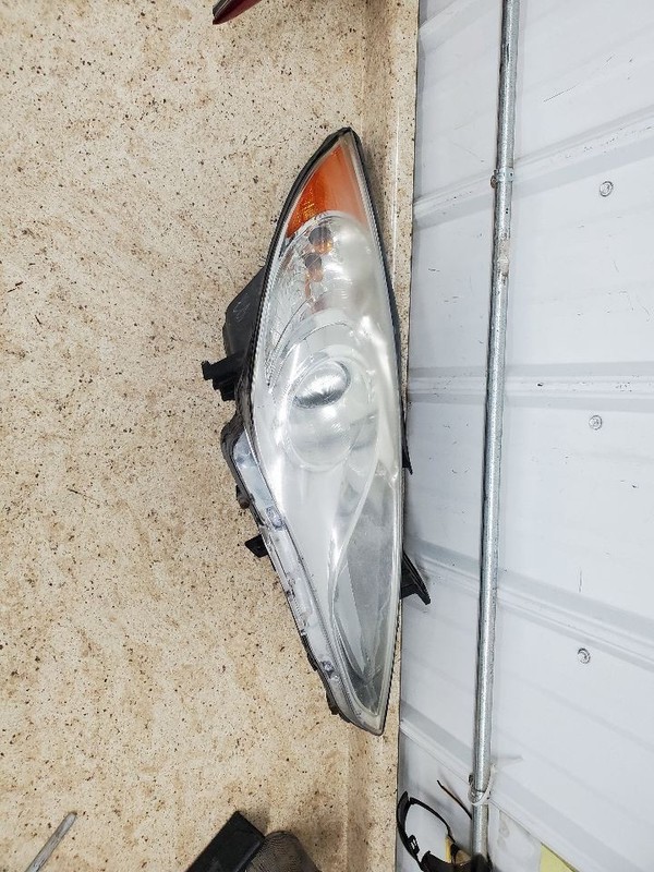 Passenger Headlight VIN C 8th Digit Halogen Fits 11-14 SONATA 301712