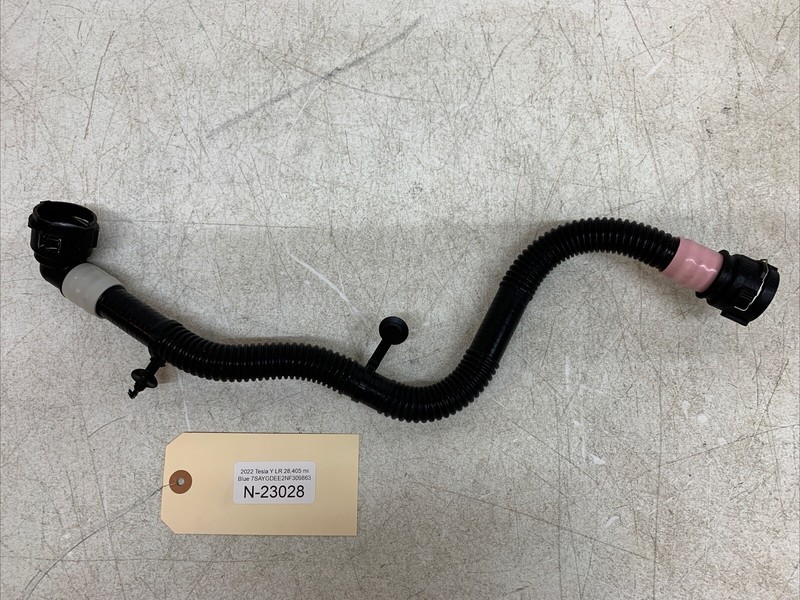 ⚡️17-22 Tesla Model Y Radiator Outlet Tube Hose Pipe 1501325-00-B 23028 B87