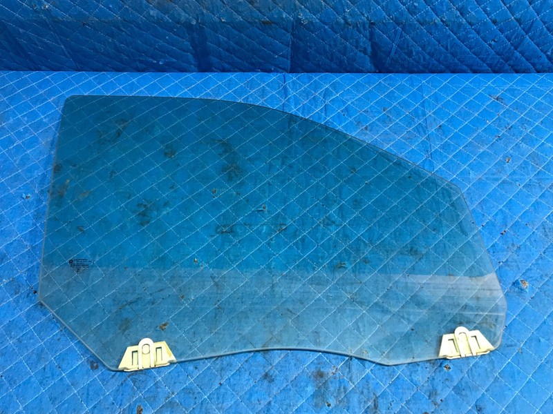09-23 Ram 1500 Classic Crew Cab Front Right Passenger Door Glass OEM