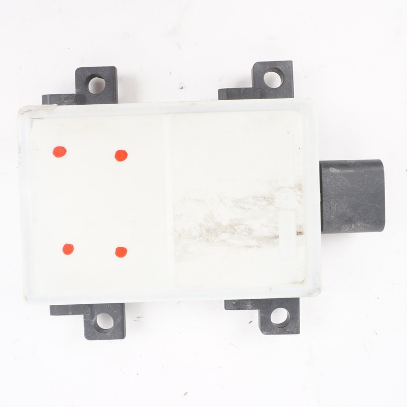 2022 - 2023 Genesis GV70 Rear Right Blind Spot Radar Sensor Module W/ Bracket