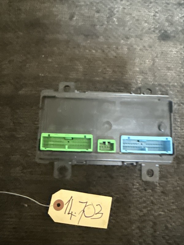Volvo VNL Cab Control Module CECU - Used | P/N 21083375-P08