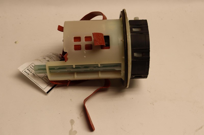 2013-2018 DODGE RAM 2500 3500 6.7L DIESEL EXHAUST FLUID DEFF PUMP OEM