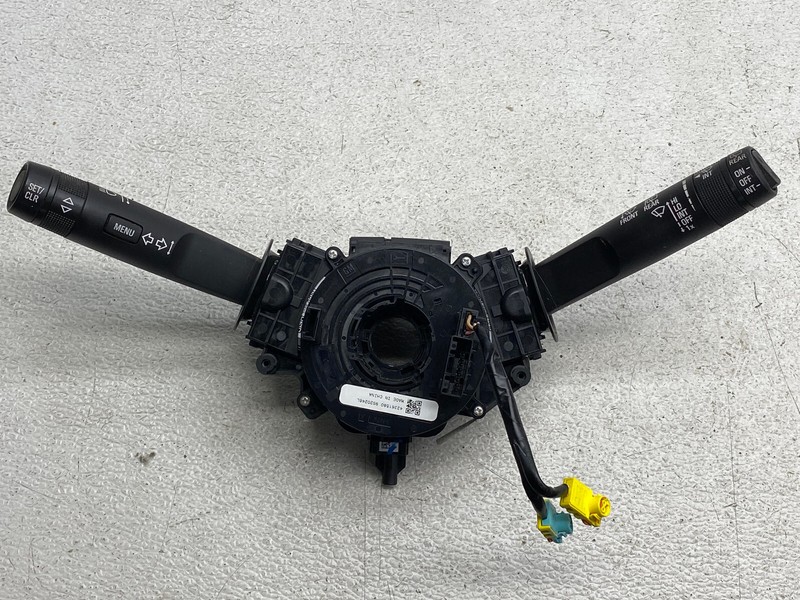 2017-2019 BUICK ENCORE TURN SIGNAL WIPER COMBINATION SWITCH OEM LOT677