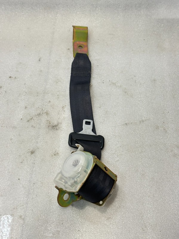 02-10 Lexus SC430 Rear Right Or Left Side Seat Belt Seatbelt Retractor OEM