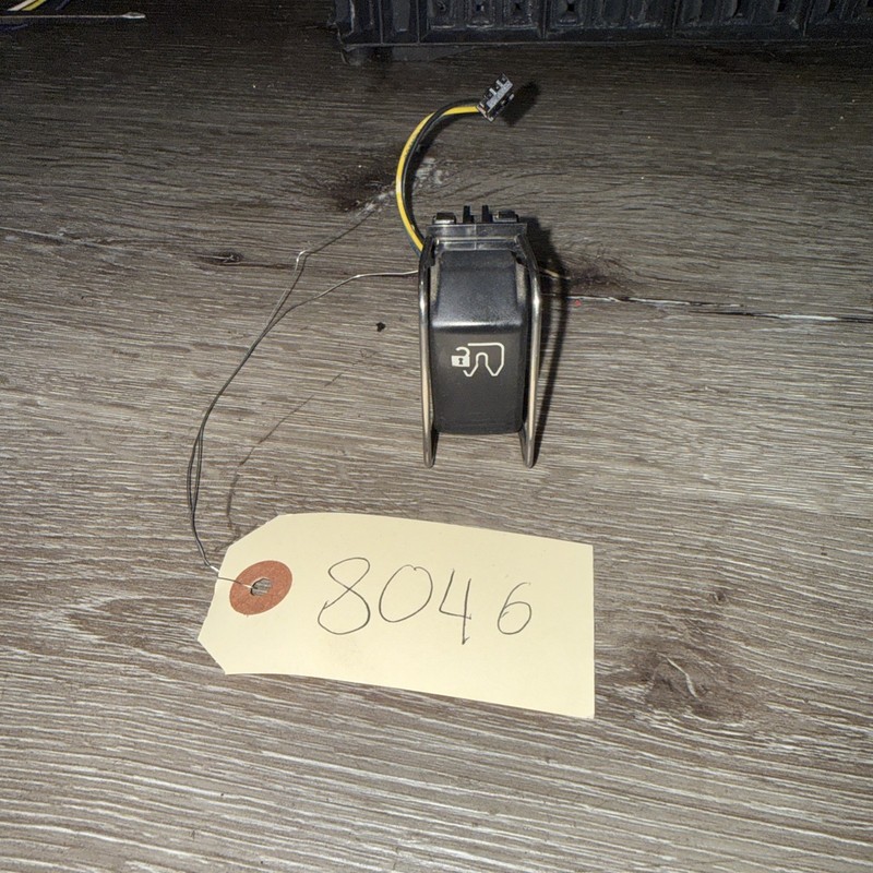 2021 Peterbilt electric 5th Wheel Lock Switch - P/N: P27-1218-057-01