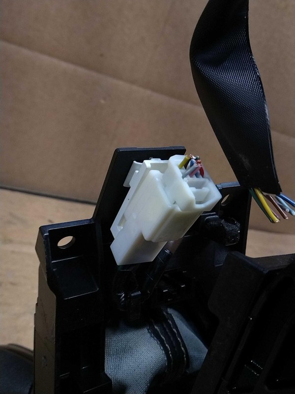 2015 Toyota Camry Automatic Transmission Shift Lever Assembly Black 149K Miles