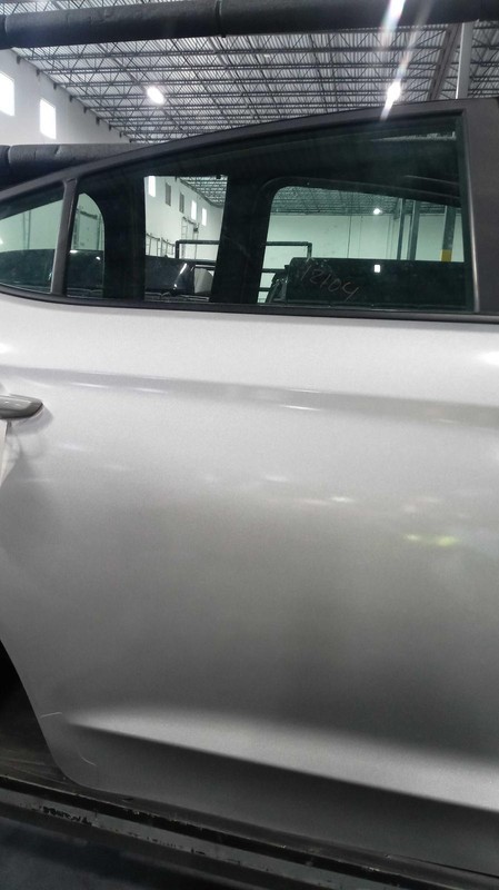 2017 Hyundai Elantra Rear Right Door Silver OEM 646355 84K Mileage