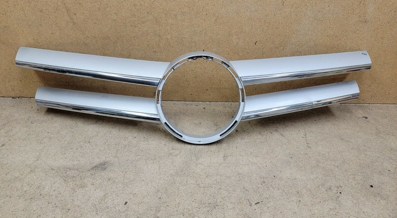 2010 2011 2012 2013 Mercedes Benz W207 E350 E550 Coupe Front Grille Molding OEM