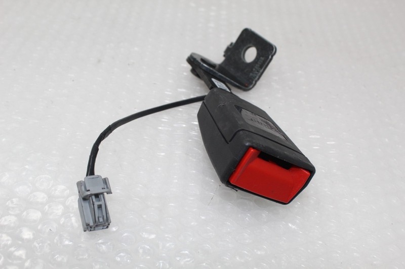 OEM 21-23 Tesla Model S Rear 2nd Row Seat Belt Buckle Left 1593201-00-D GENUINE