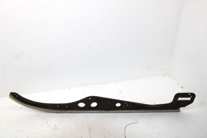 1979 Yamaha Et250c Oem Skid Frame 8G5-47411-00-00 SY61