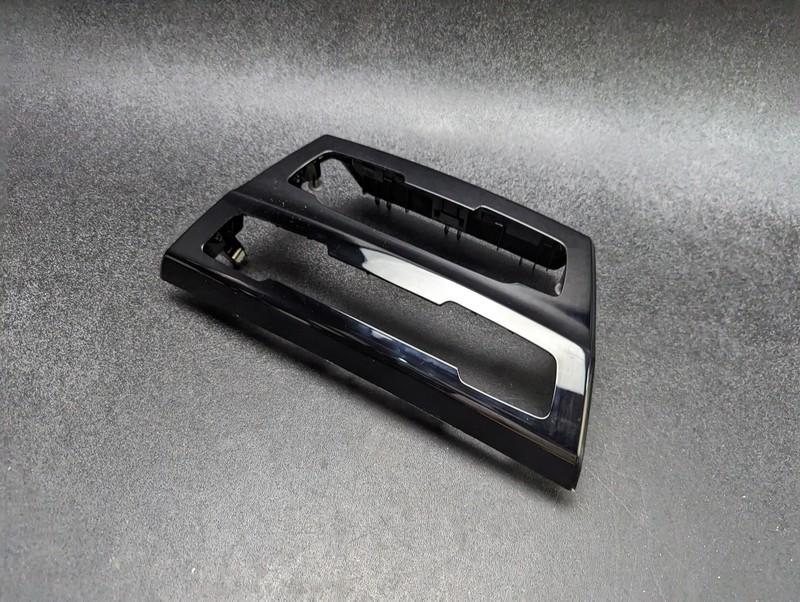 Dash A/C Heater Control Bezel 2018 BMW X1 51459305907 2016 2017 2019 2020 2021