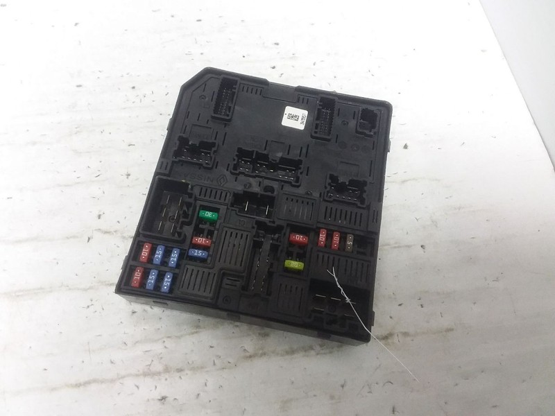 Power Supply Control Module Engine Compartment Power Fits 17-23 Rogue Sport