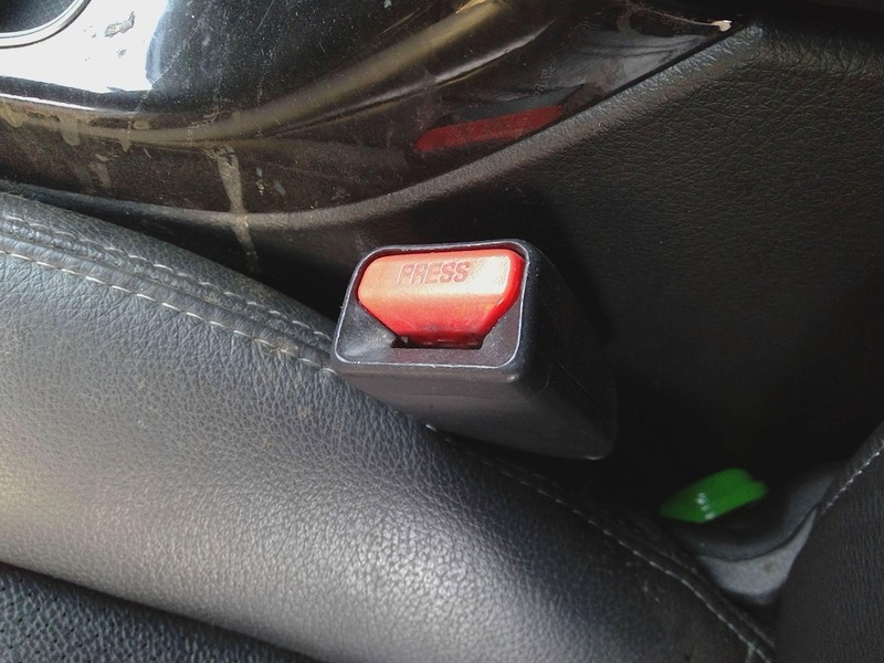 Front Seat Belt Buckl KIA SORENTO 14 15